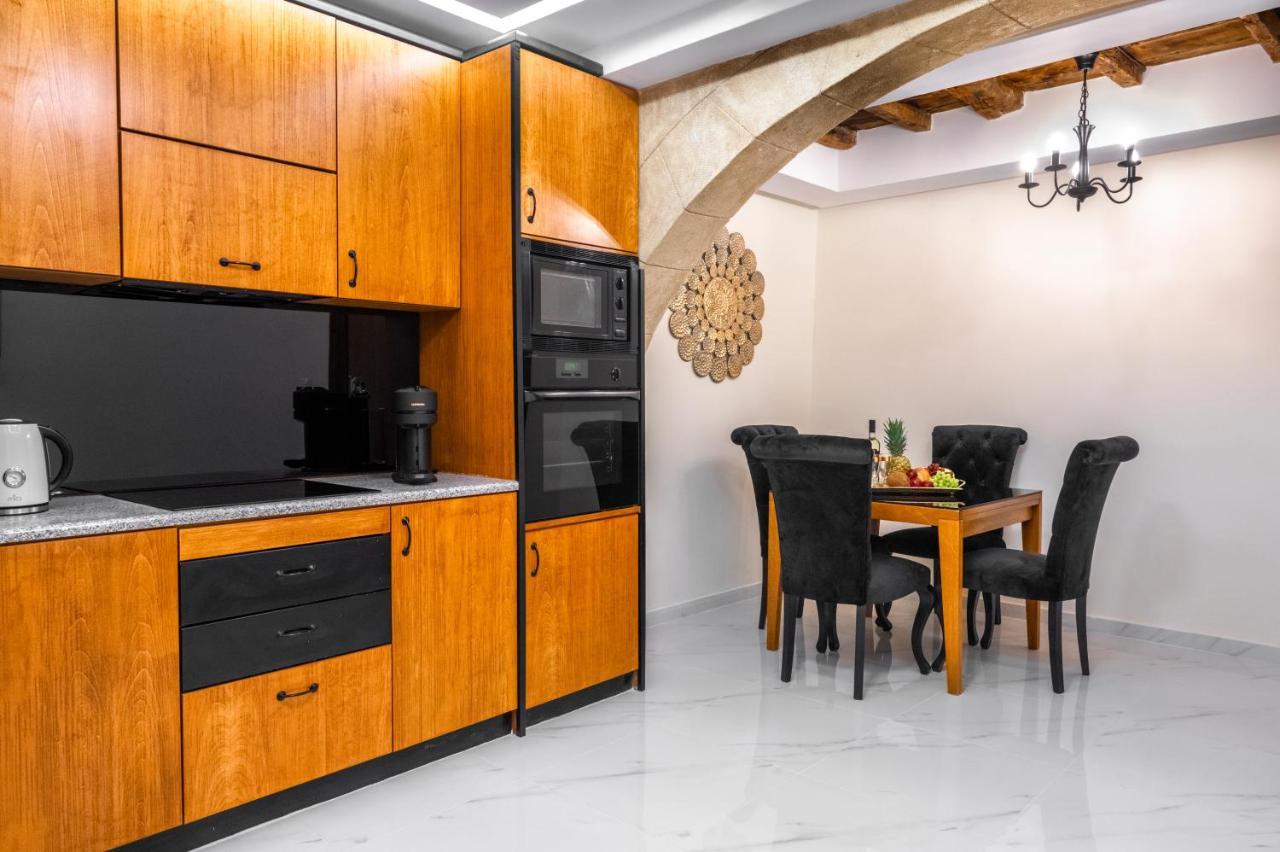 Odysseus Luxury House Rhodes City Exterior foto